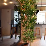 Premium Apartment Stefany By Metropolis